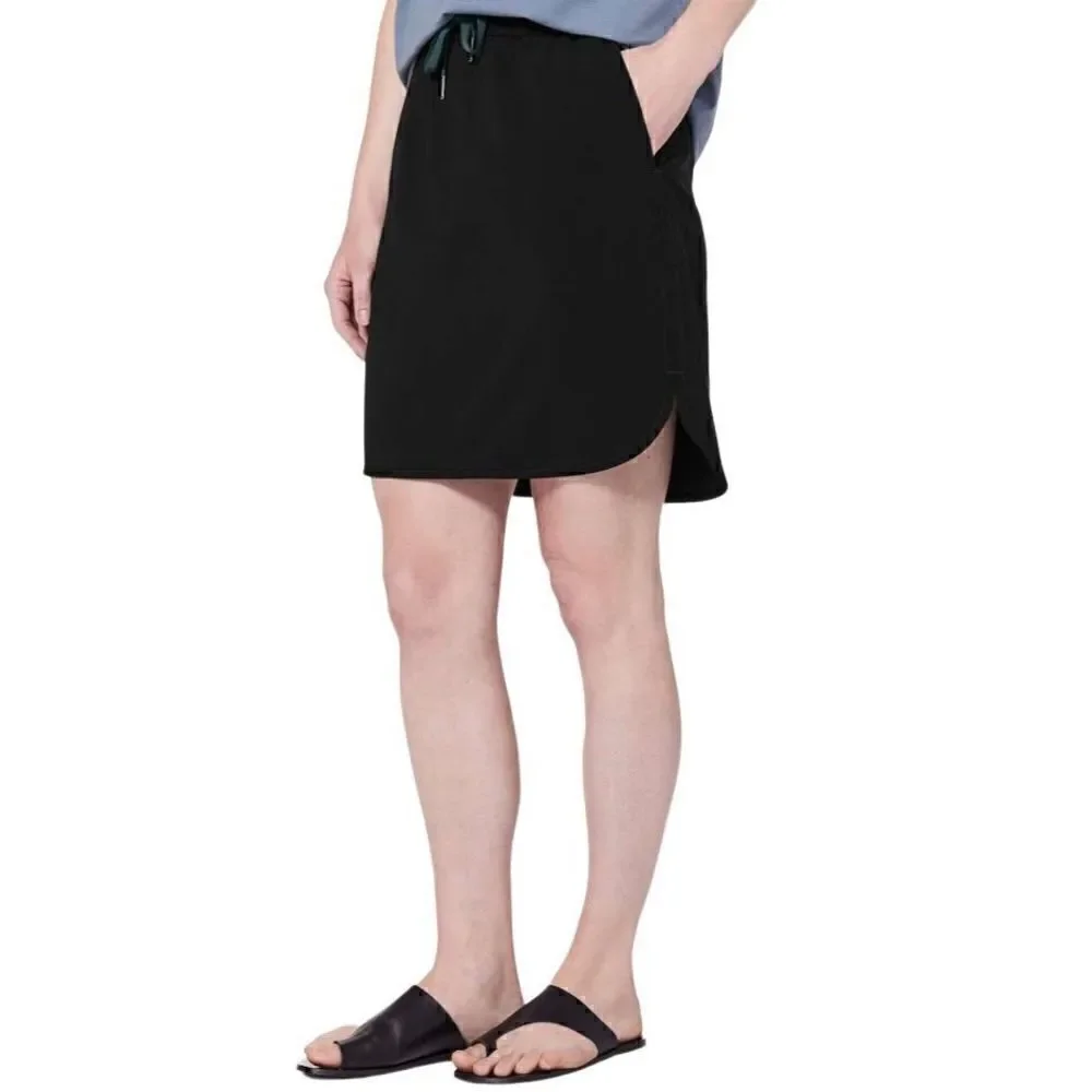 Lululemon On The Fly Skirt 21 Black Size 6 Travel Pull On Stretch $88.00